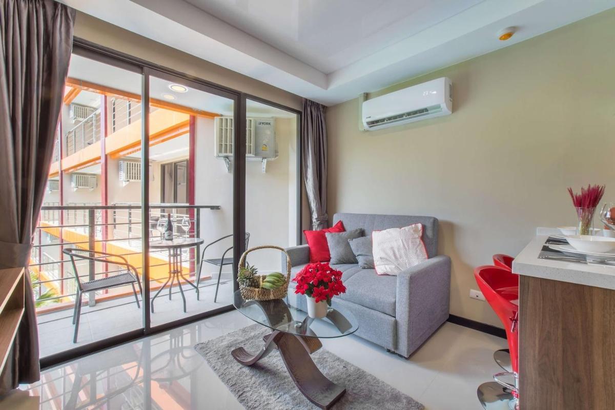 Квартира Вид На Бассейн Nbc S402 By Ibg Property Nai Harn Exteriér fotografie